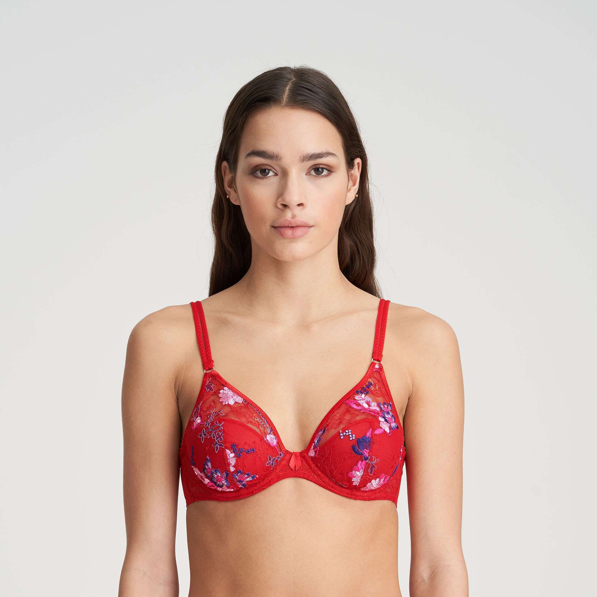 JUDITH Rood balconnet mousse met naad