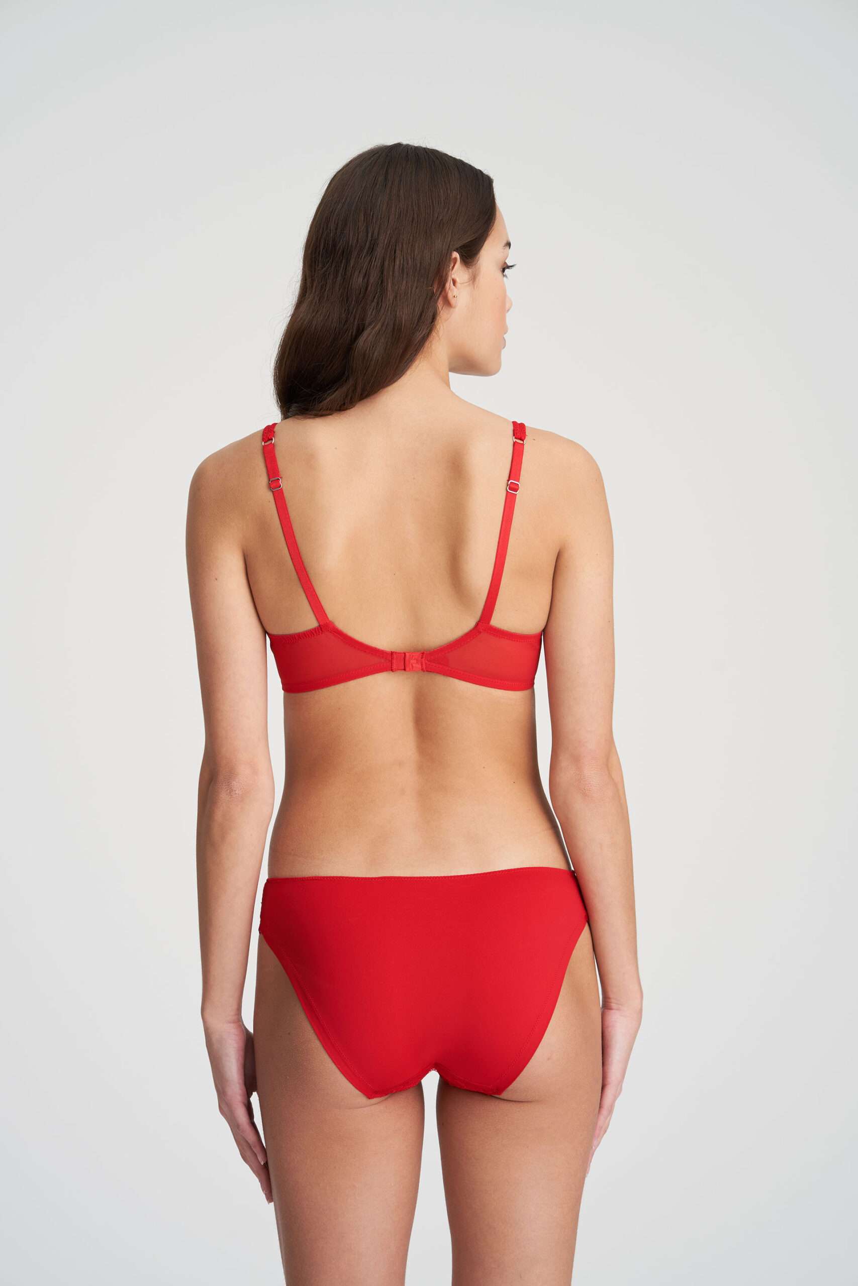 JUDITH Rood balconnet mousse met naad