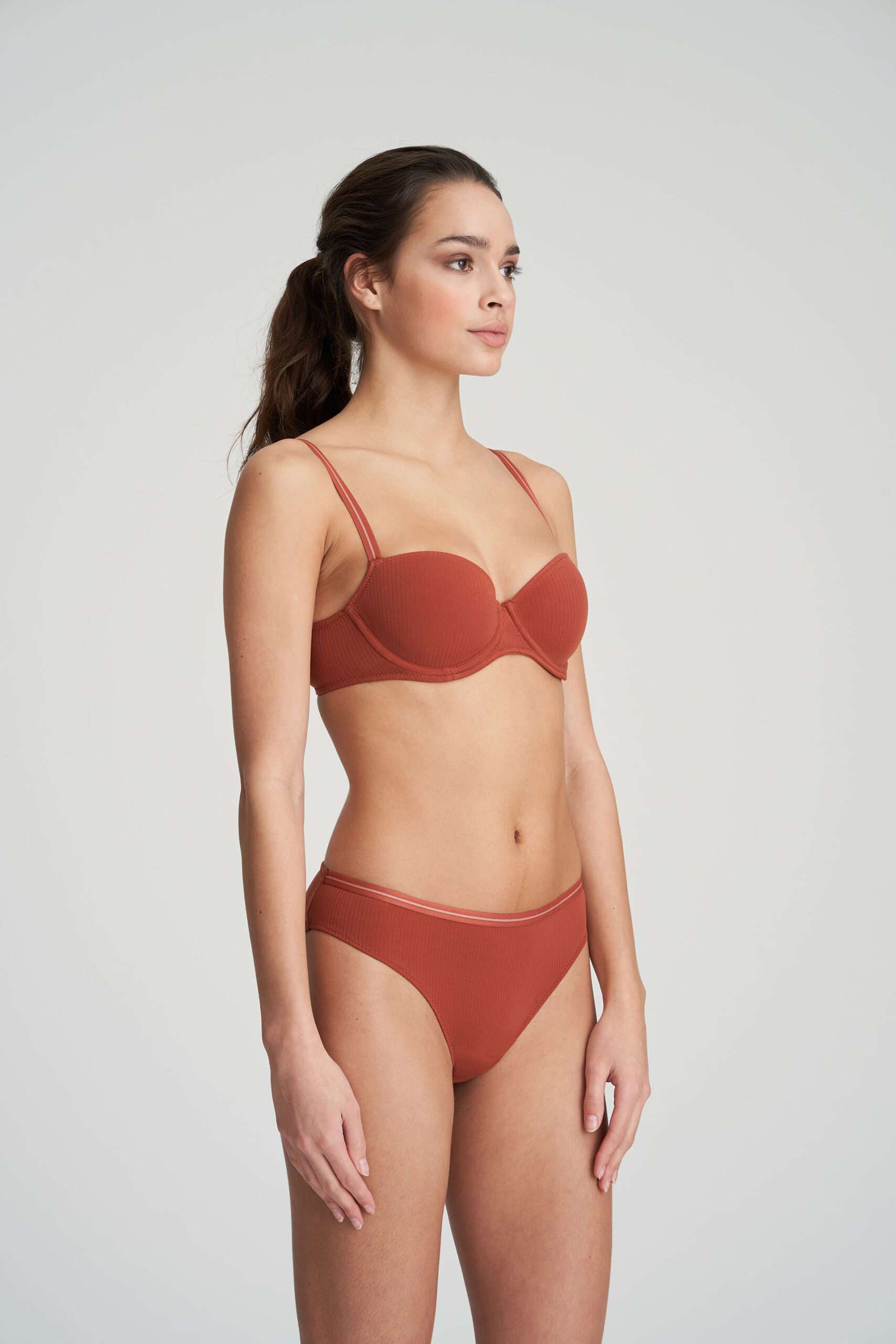 HELMUT Cinnamon rioslip