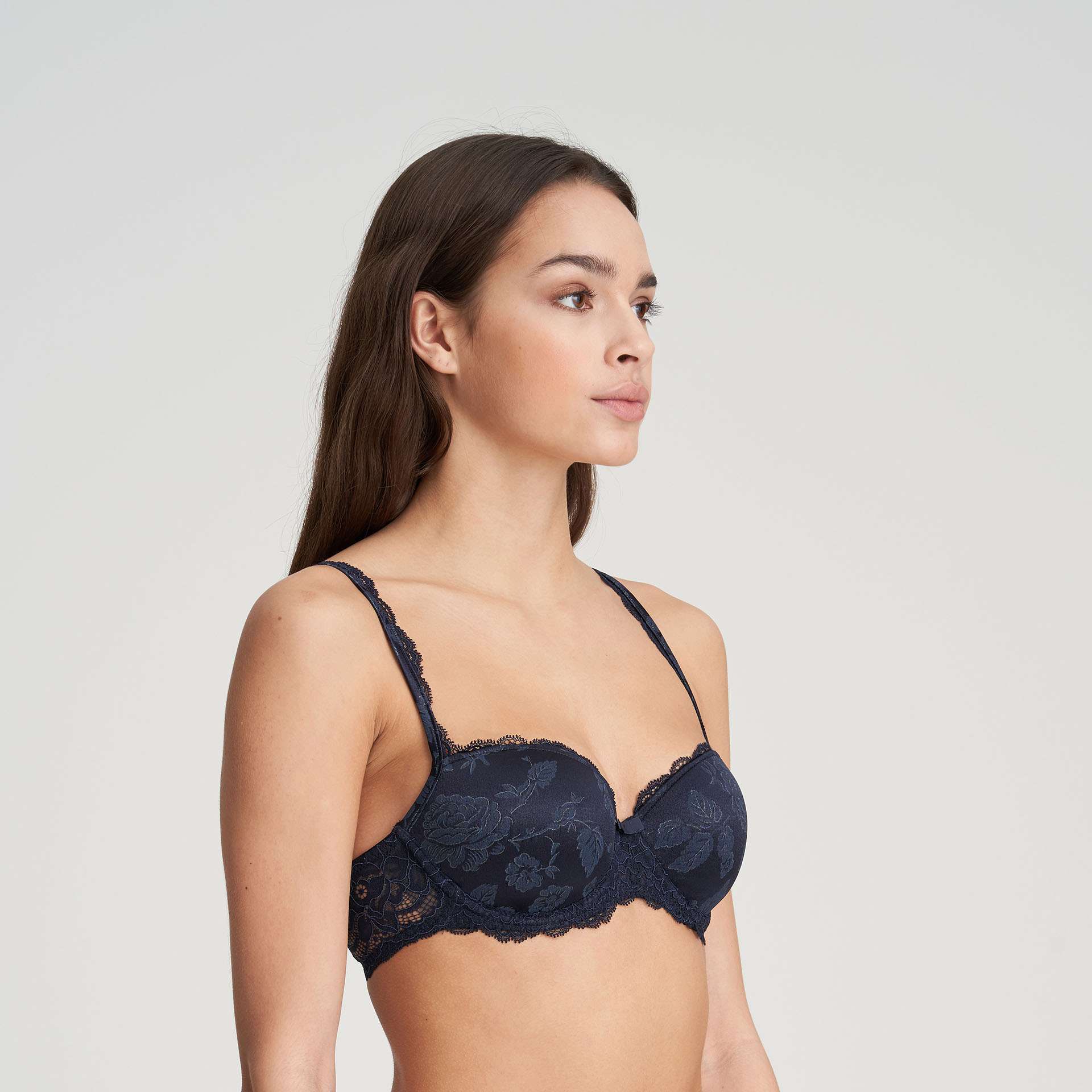 SYLVIA velvet blue balconnet bh met mousse cups SYLVIA velvet blue balconnet bh met mousse cups