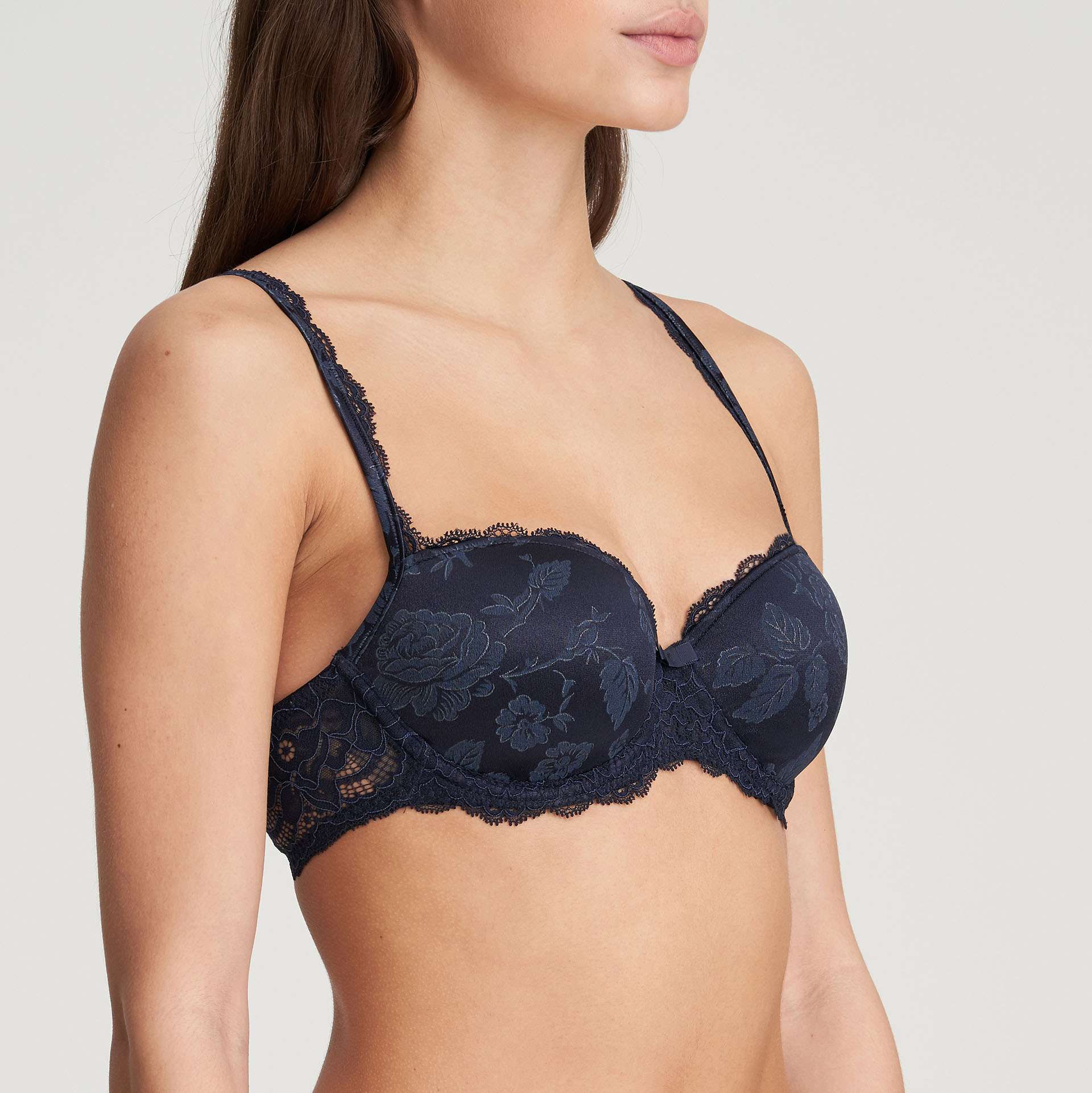 SYLVIA velvet blue balconnet bh met mousse cups SYLVIA velvet blue balconnet bh met mousse cups