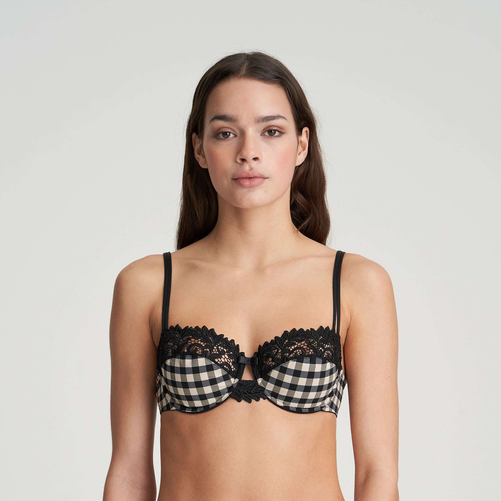 ELY zwart balconnet horizontale naad