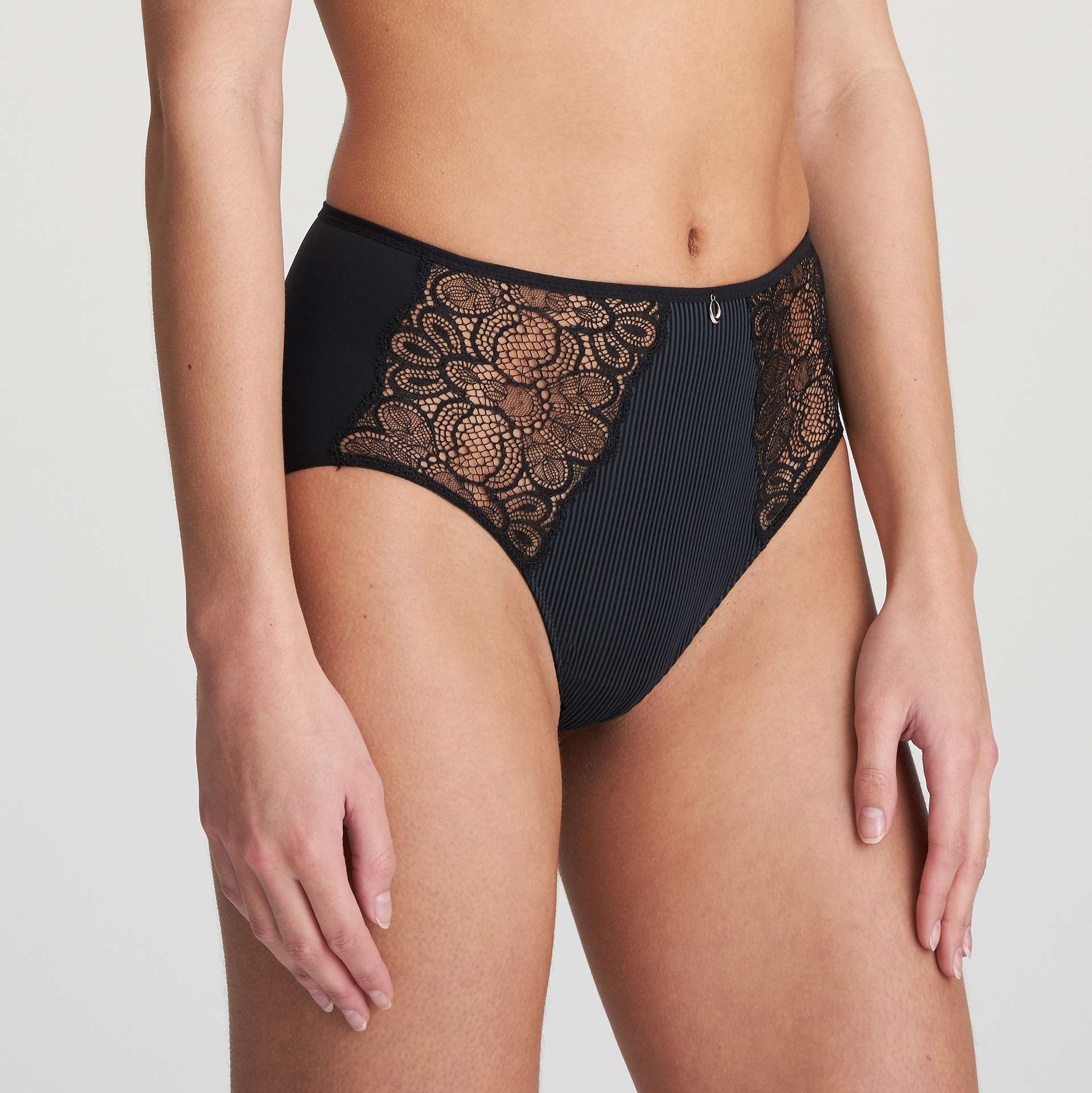 ANNA zwart tailleslip ANNA zwart tailleslip