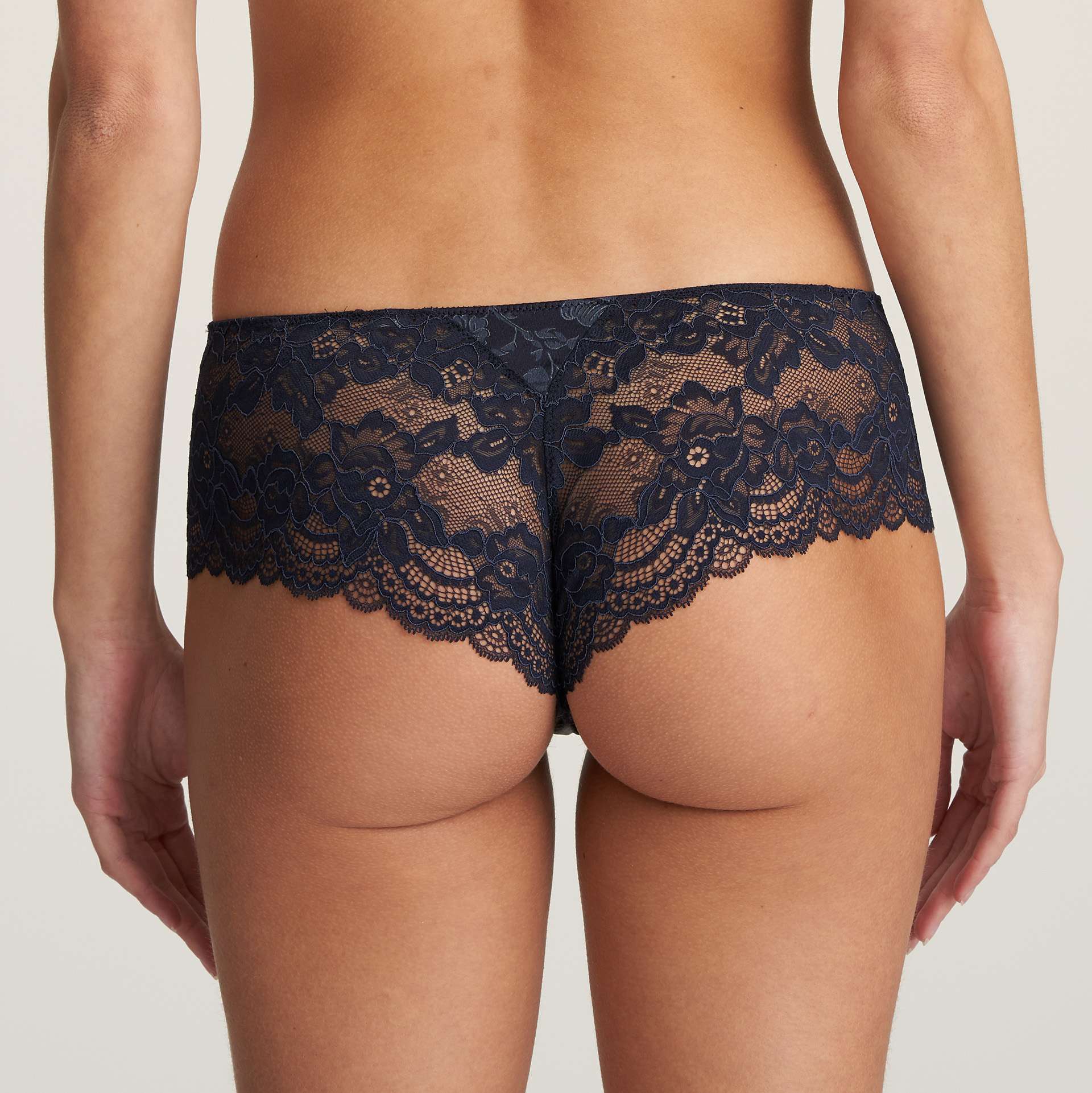 SYLVIA velvet blue luxe string