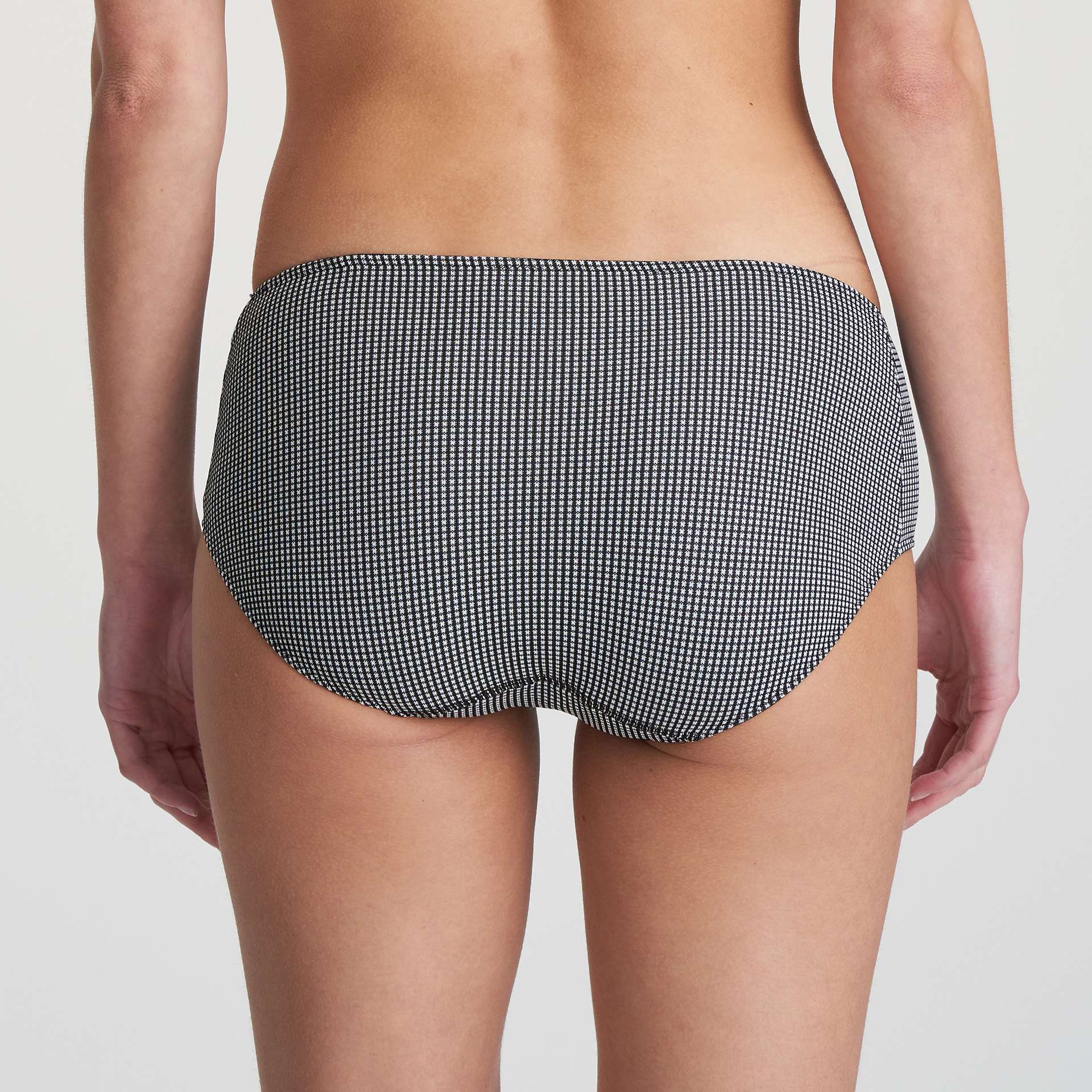 TOM Check short TOM Check short