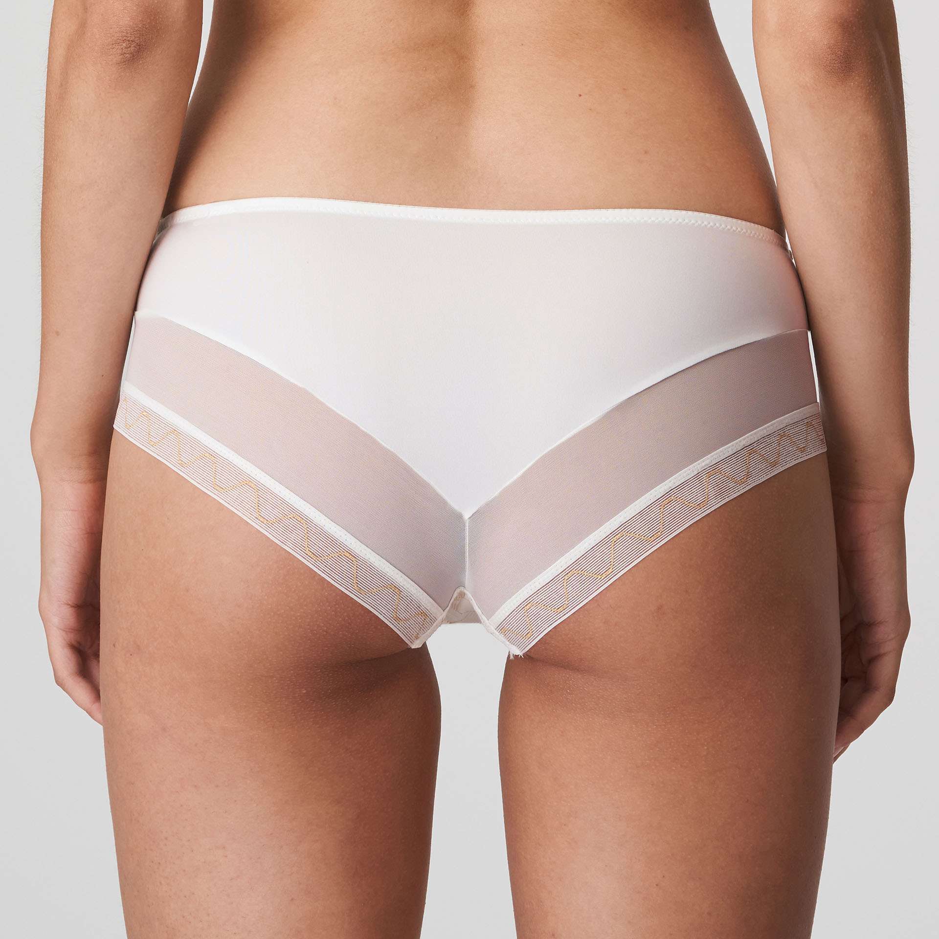 Twist Chryso hotpants