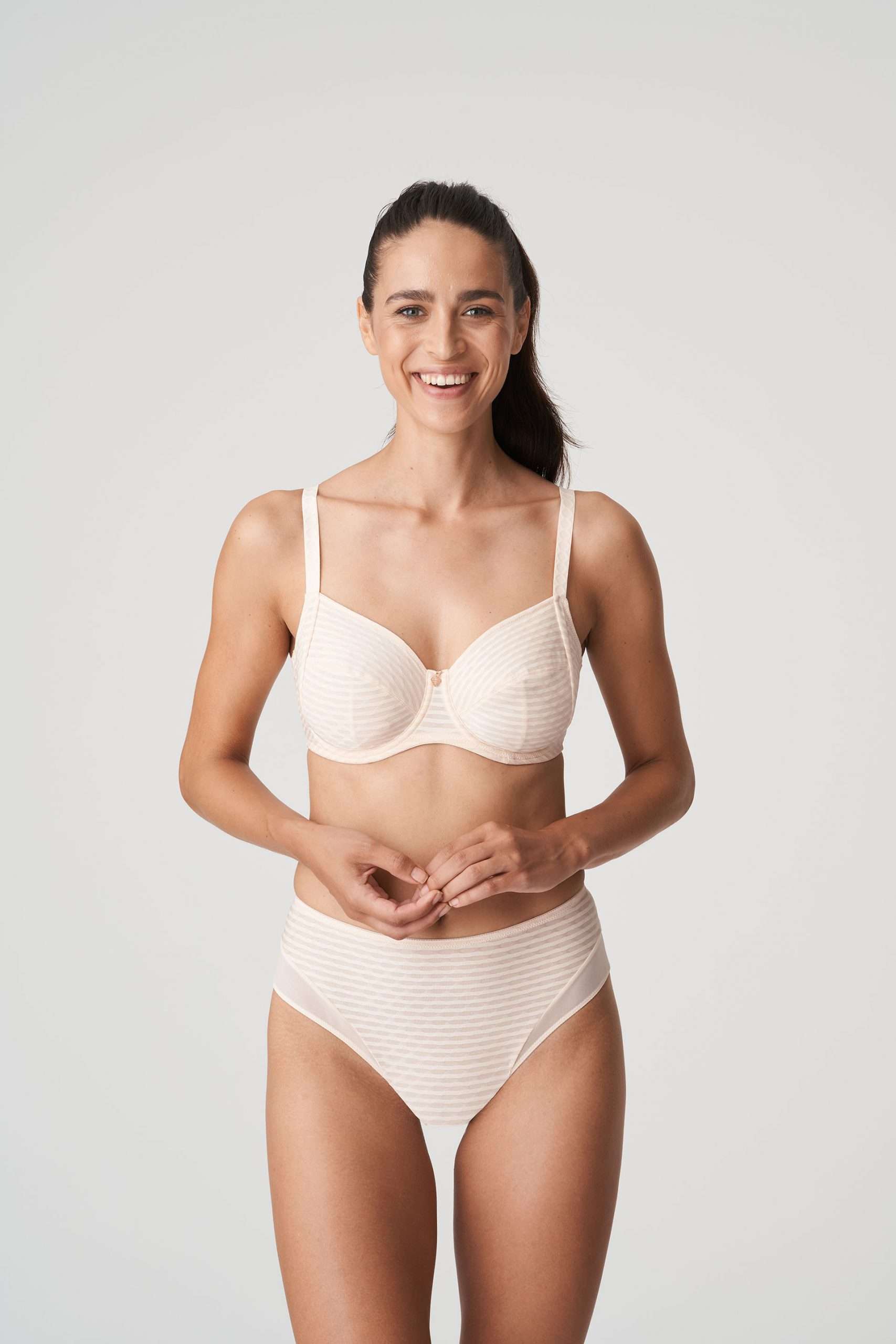 Twist Monolithos beugel bh (volle cup)