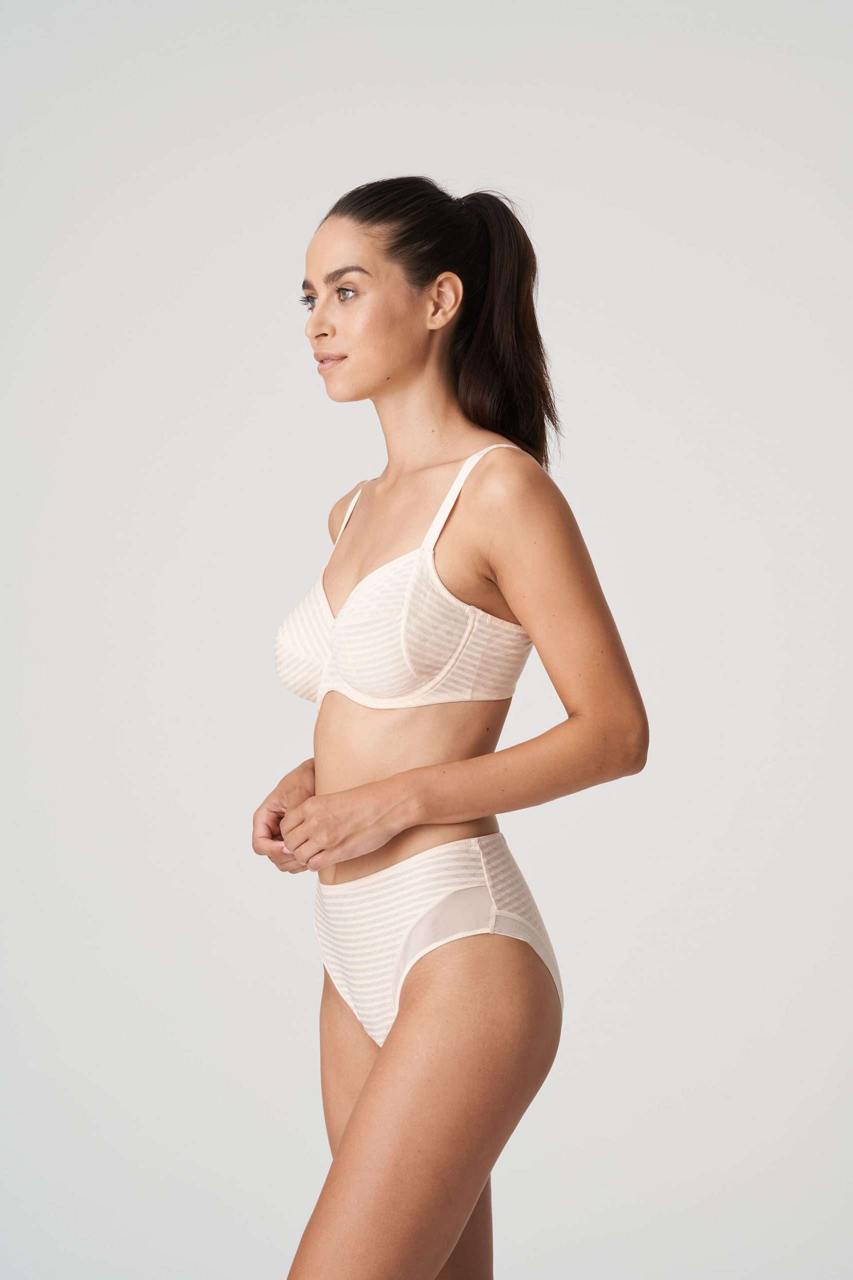 Twist Monolithos beugel bh (volle cup)