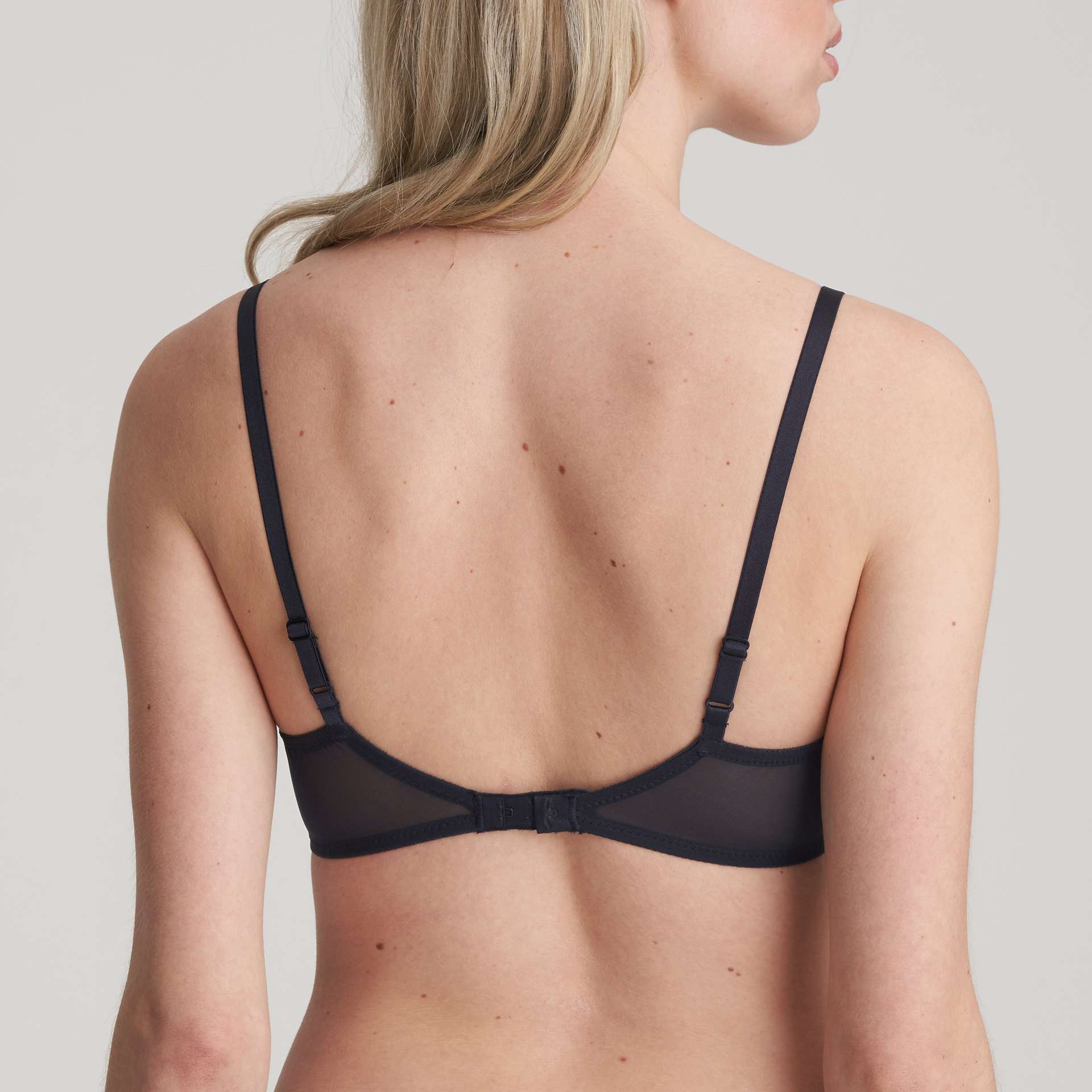 LEDA Night Blue balconnet mousse met naad LEDA Night Blue balconnet mousse met naad