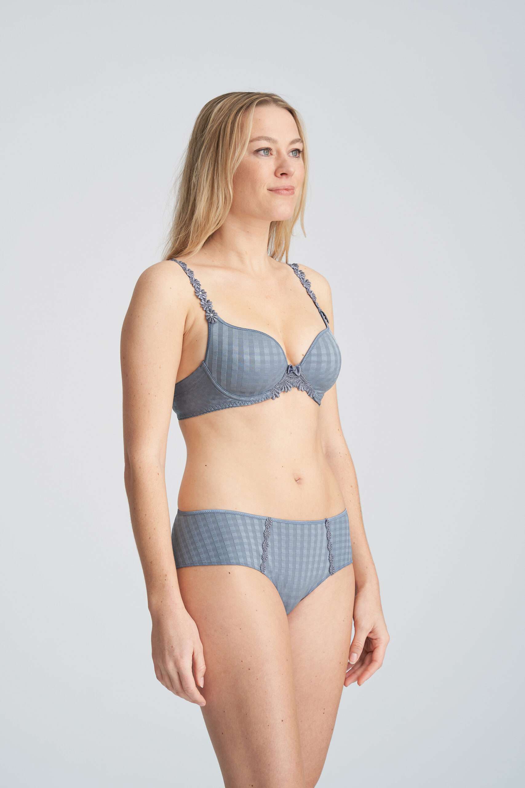 AVERO Atlantic Blue hotpants AVERO Atlantic Blue hotpants