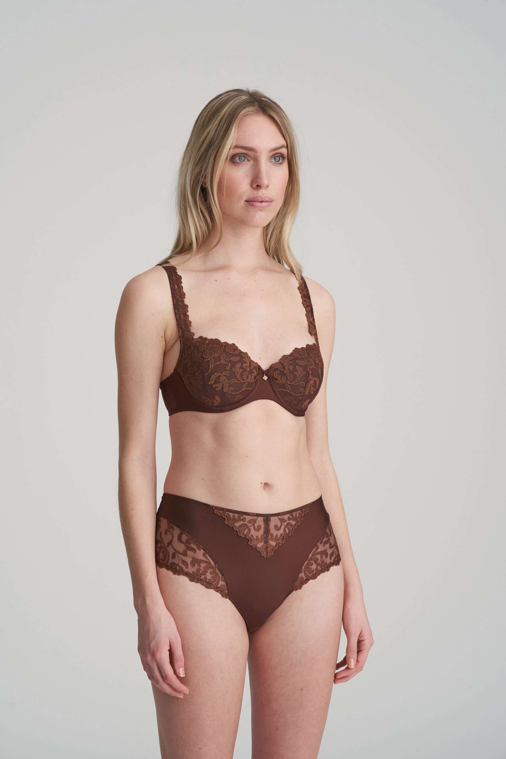 SERENA Chestnut balconnet bh met mousse cups