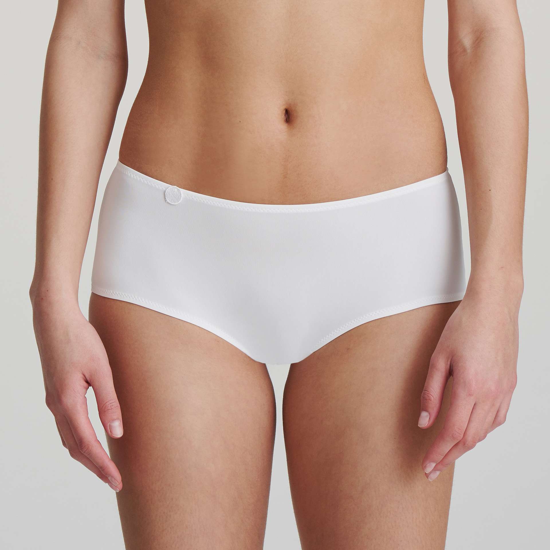 TOM wit short TOM wit short