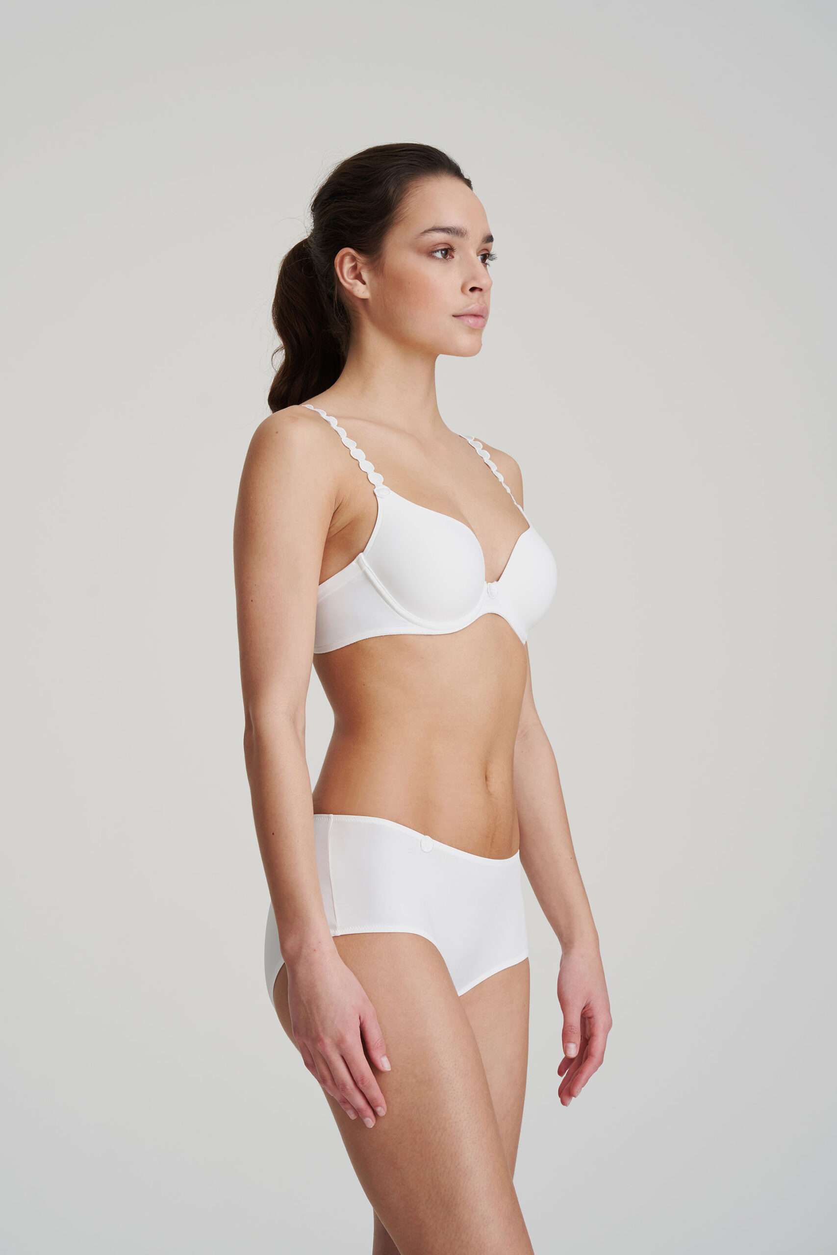 TOM wit short TOM wit short