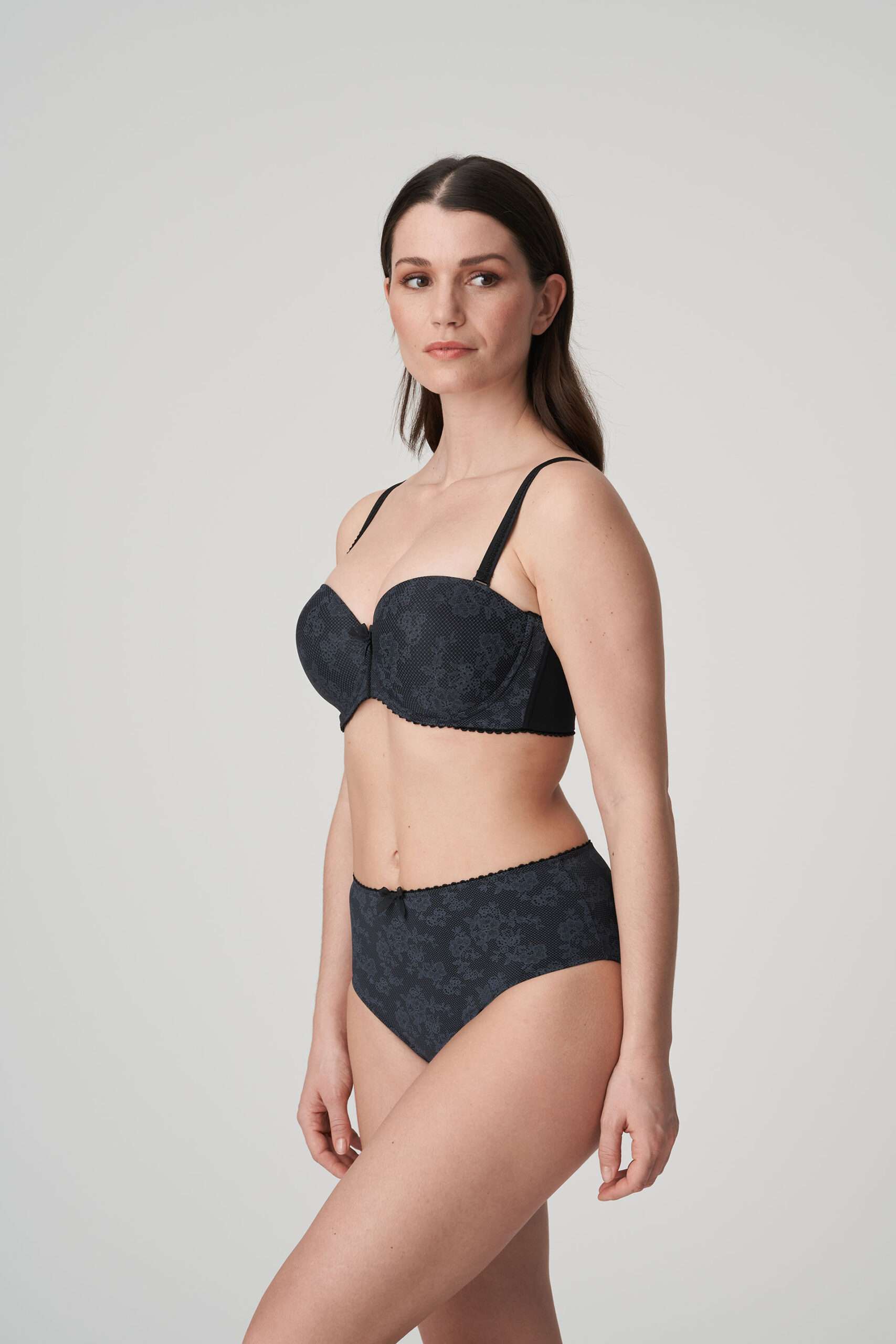 DIVINE zwart mousse bh - strapless DIVINE zwart mousse bh - strapless