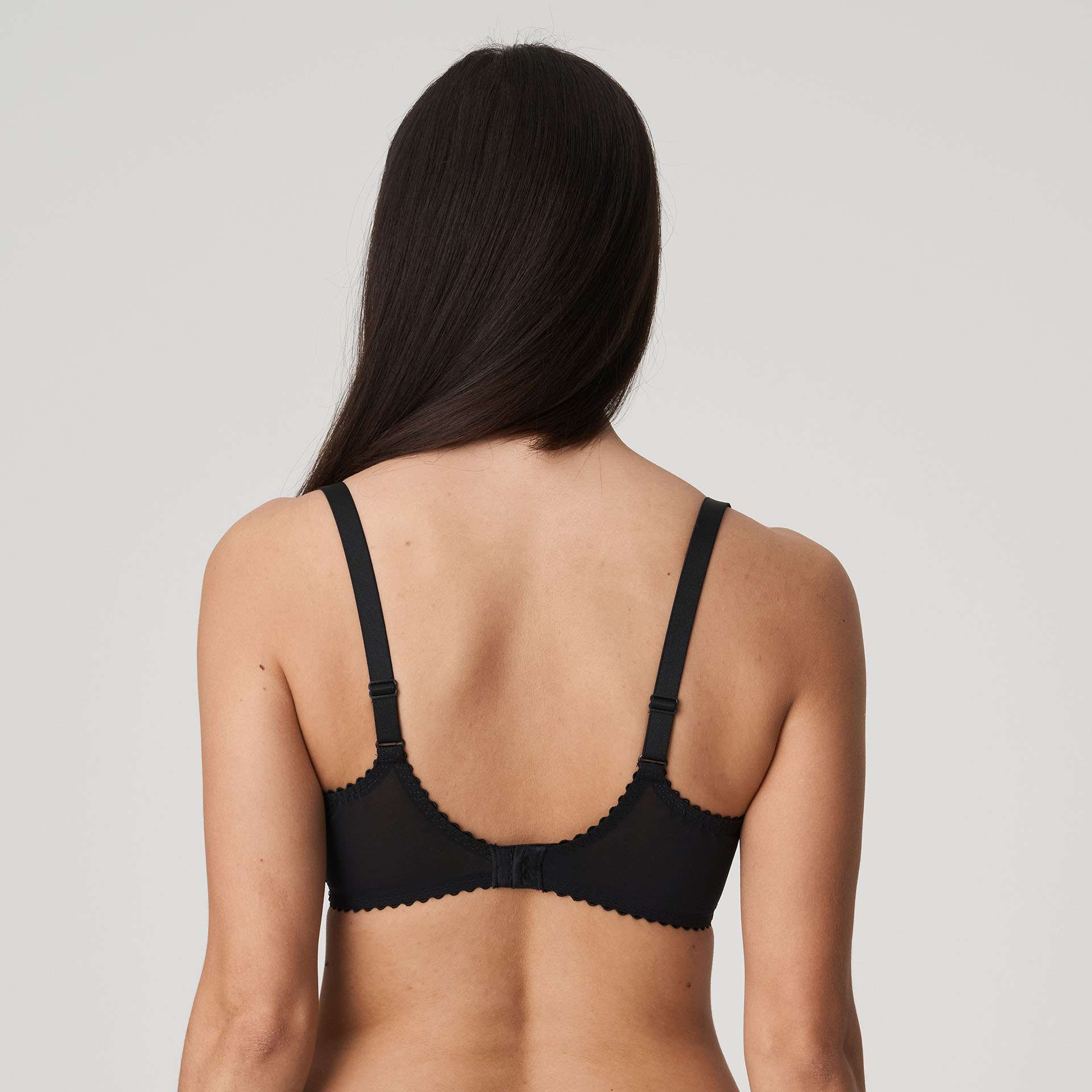 ALARA zwart naadloze beugelbh