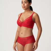 VYA strawberry kiss luxe string