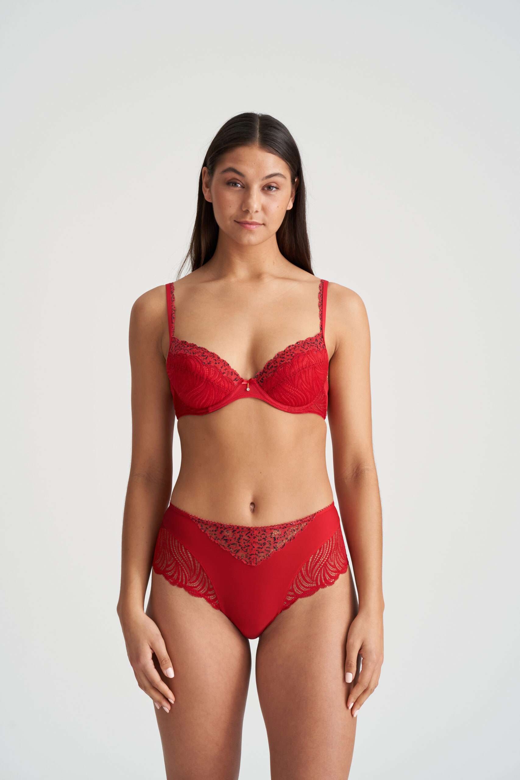 COELY strawberry kiss push-up bh uitneembare pads COELY strawberry kiss push-up bh uitneembare pads