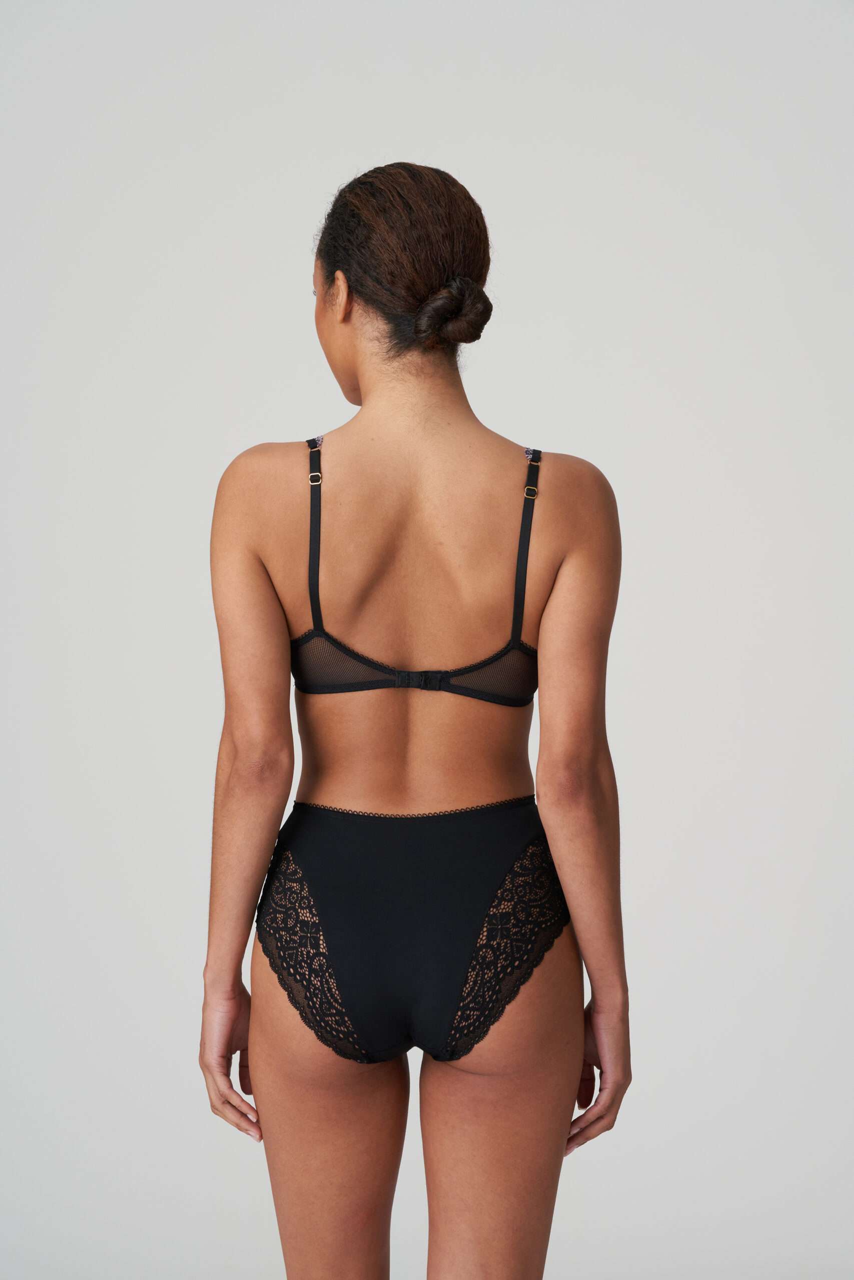 COELY smokey voorgevormde bh - hartvorm COELY smokey voorgevormde bh - hartvorm