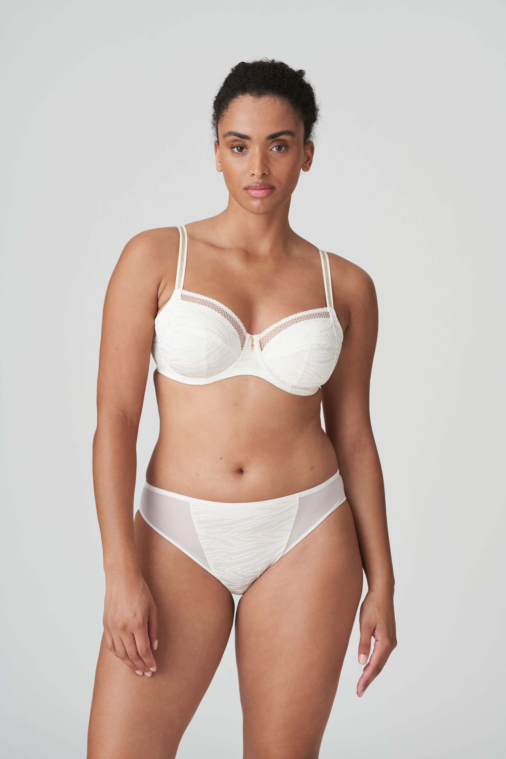 NEWINGTON Natuur volle cup bh NEWINGTON Natuur volle cup bh