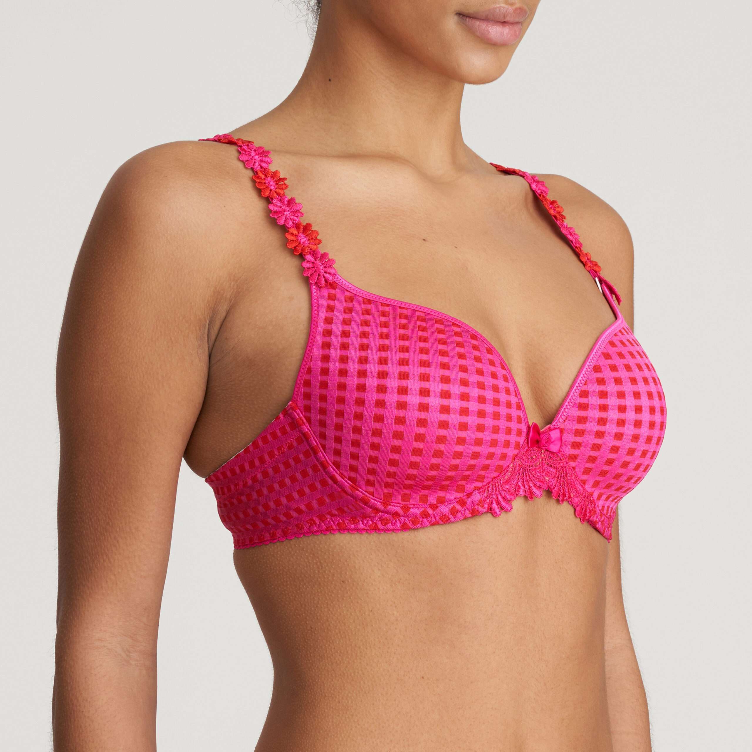 AVERO electric pink voorgevormde bh - hartvorm AVERO electric pink voorgevormde bh - hartvorm