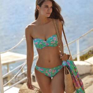 Flori bikini