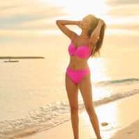 Bikini framboise (volle cup)