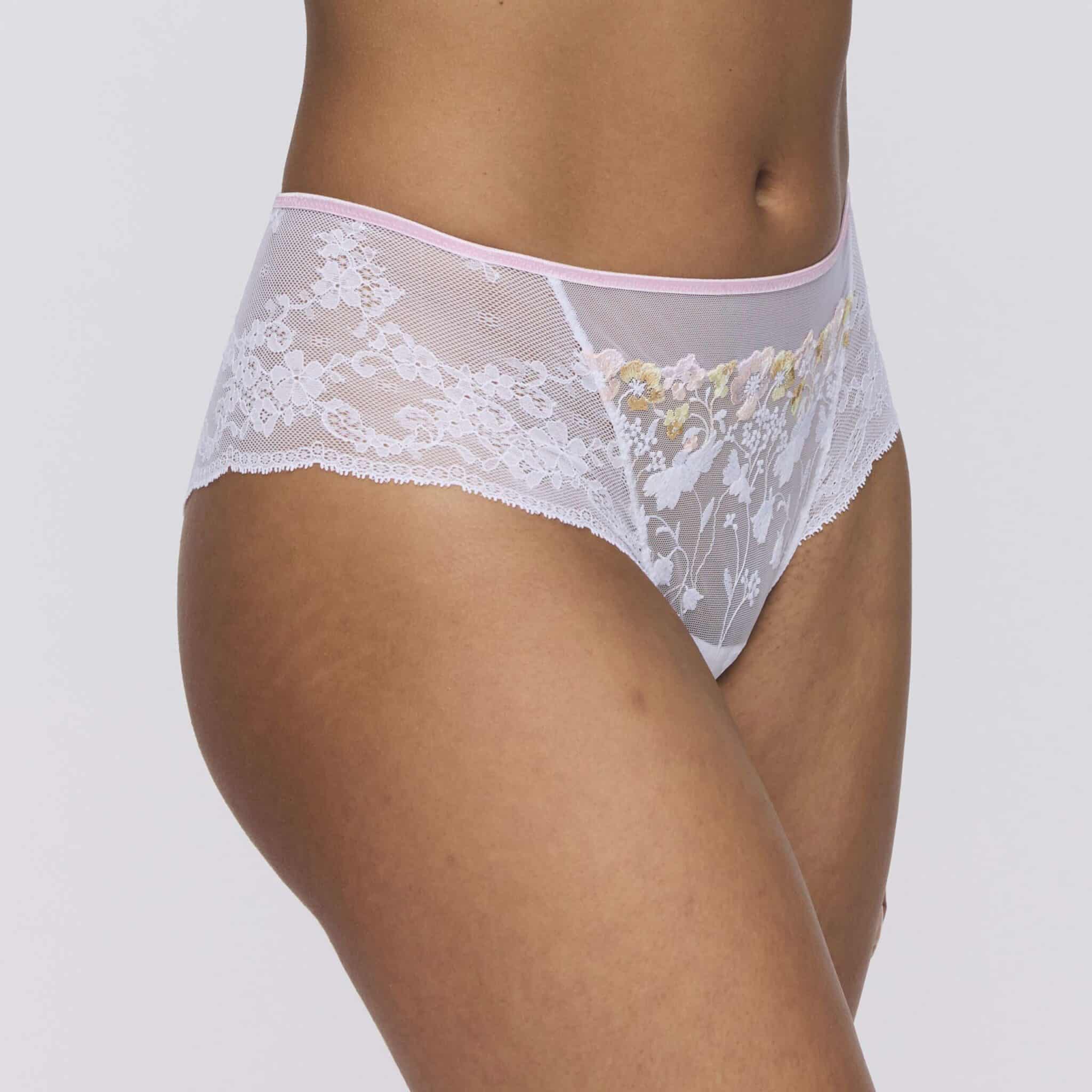 LIZELOT wit hotpants LIZELOT wit hotpants