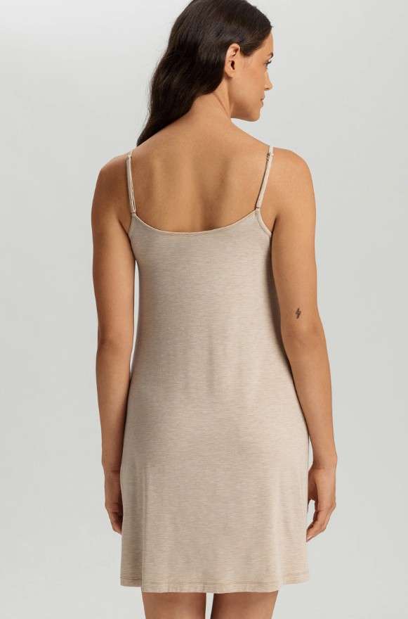 Natural Elegance spaghetti jurk