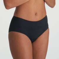 COLOR STUDIO zwart short