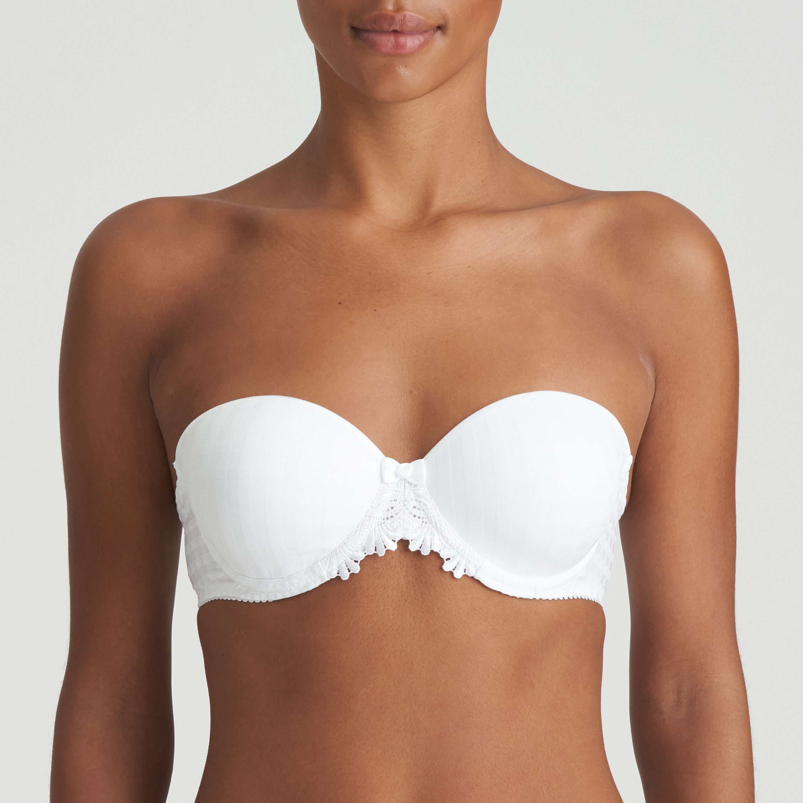 AVERO wit mousse bh - strapless