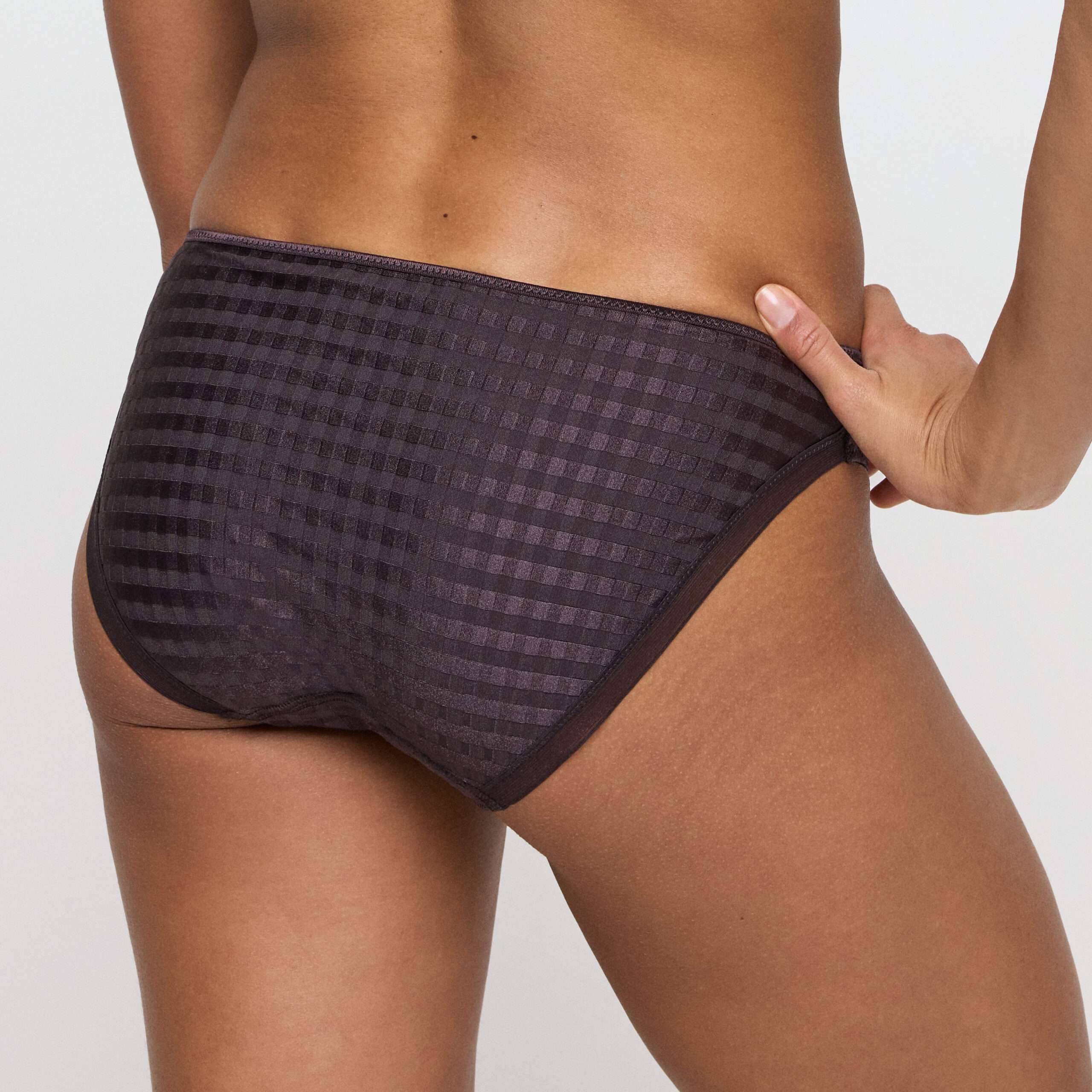 AVERO sweet chocolate rioslip