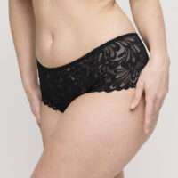 RUPI zwart hotpants