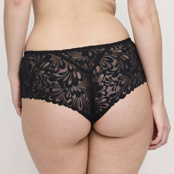 RUPI zwart hotpants