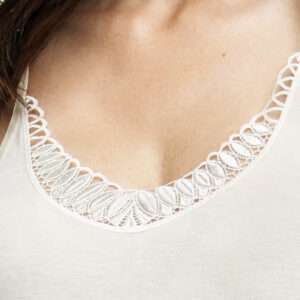 Hemdje (15% angora, 25% wol, 30% zijde)