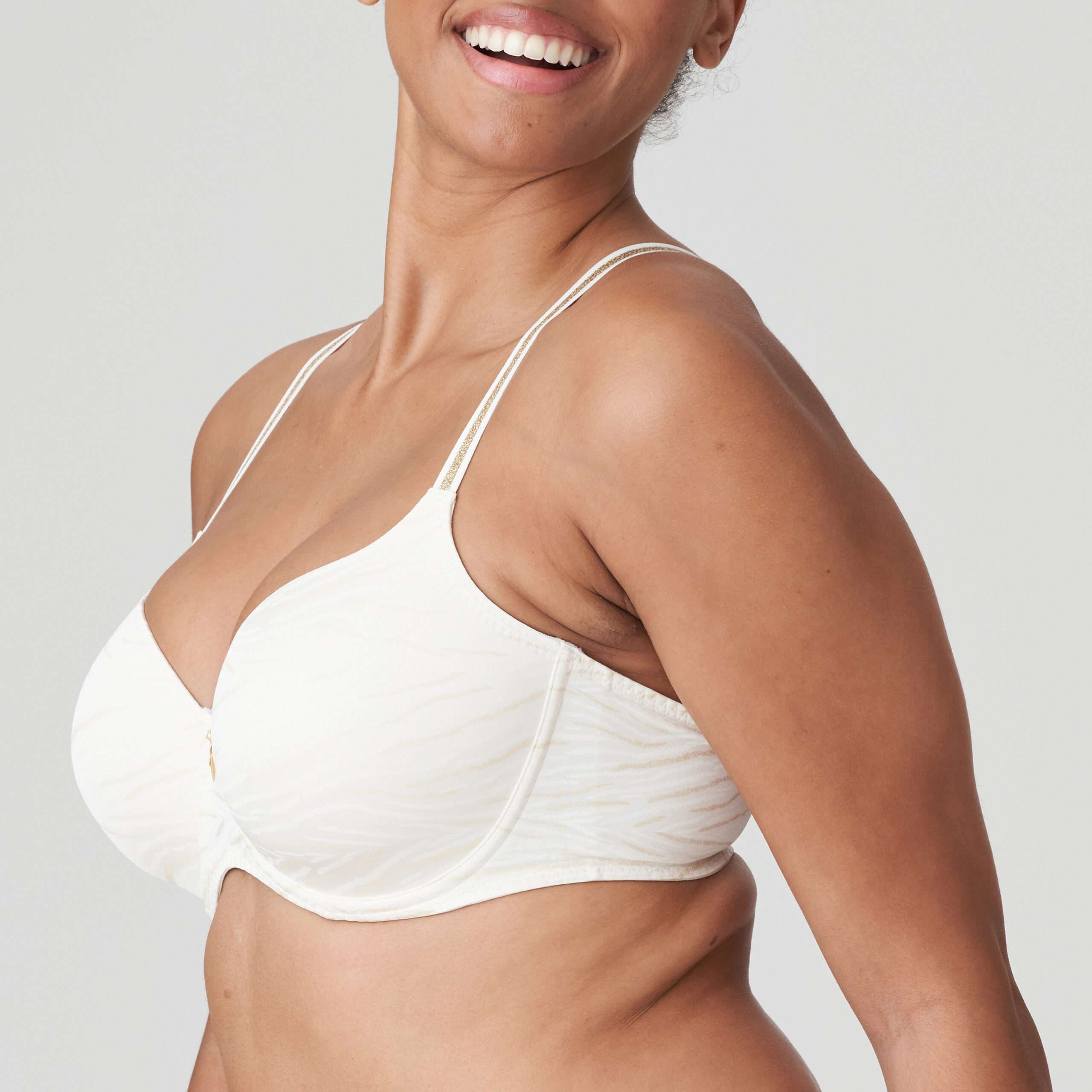 NEWINGTON Natuur voorgevormde bh - hartvorm NEWINGTON Natuur voorgevormde bh - hartvorm