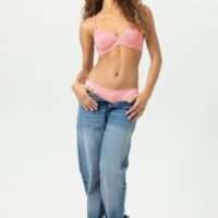 Amorous bi-stretch