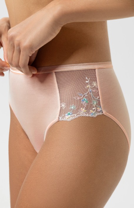 Delightful tailleslip