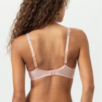 Delightful spacer volle cup