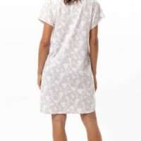 Slaapkleed wit/beige Slaapkleed wit/beige