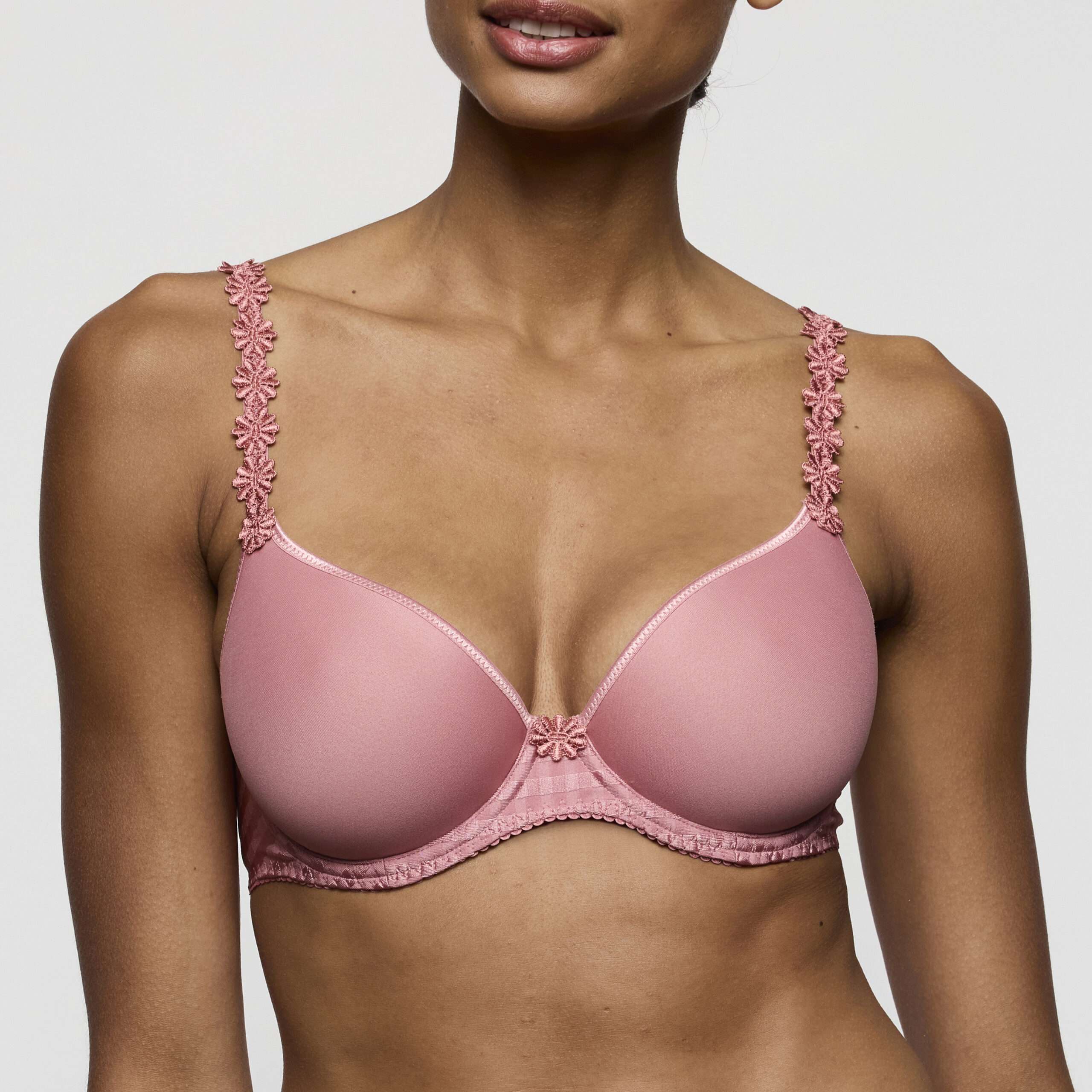 AVERO Ballet Pink volle cup spacer bh