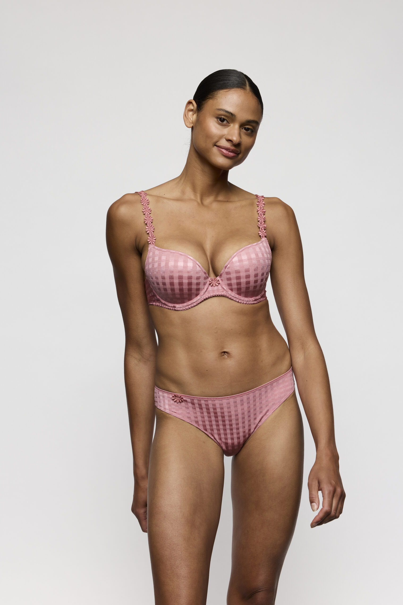 AVERO Ballet Pink rioslip AVERO Ballet Pink rioslip