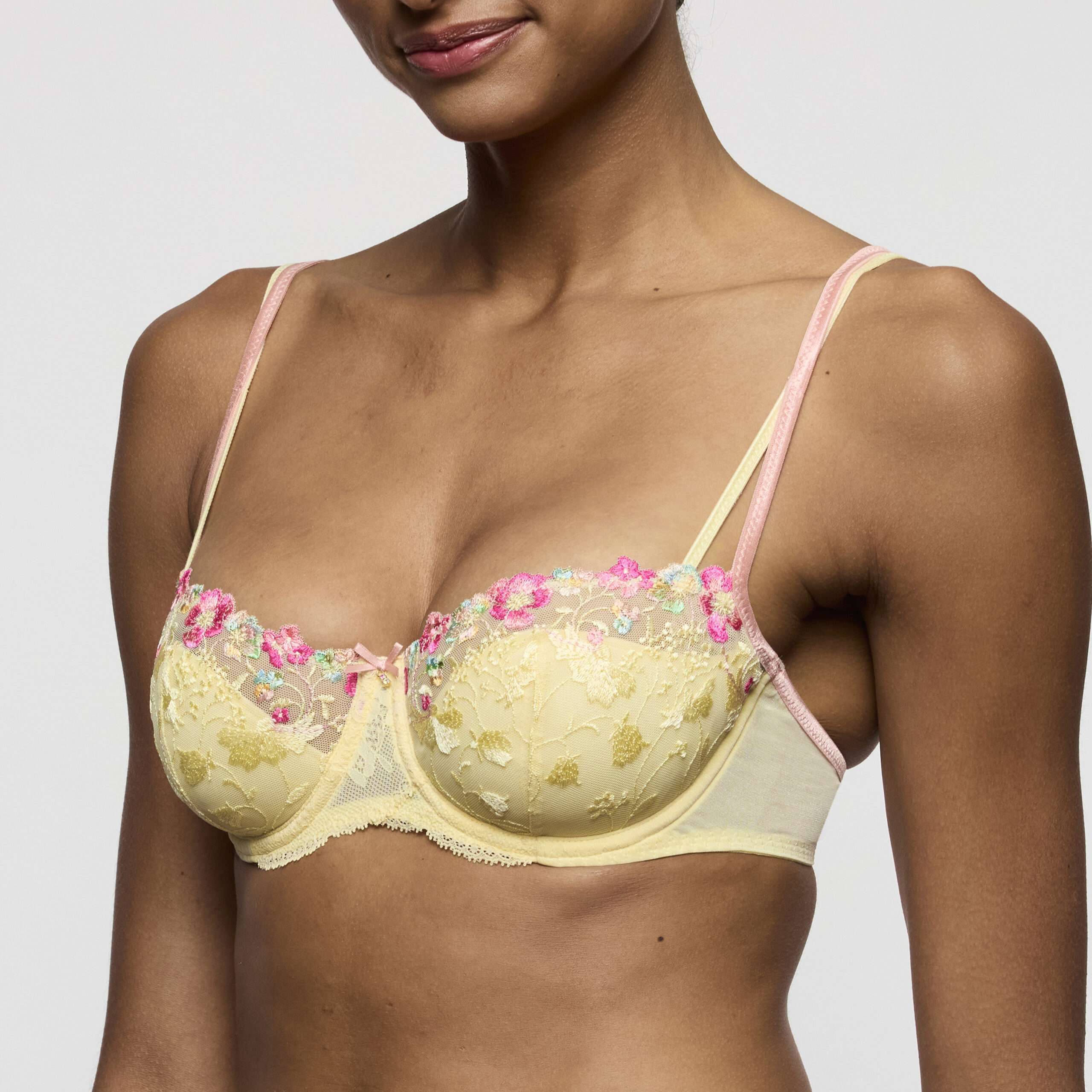 LIZELOT French Vanilla balconette halve mousse cups