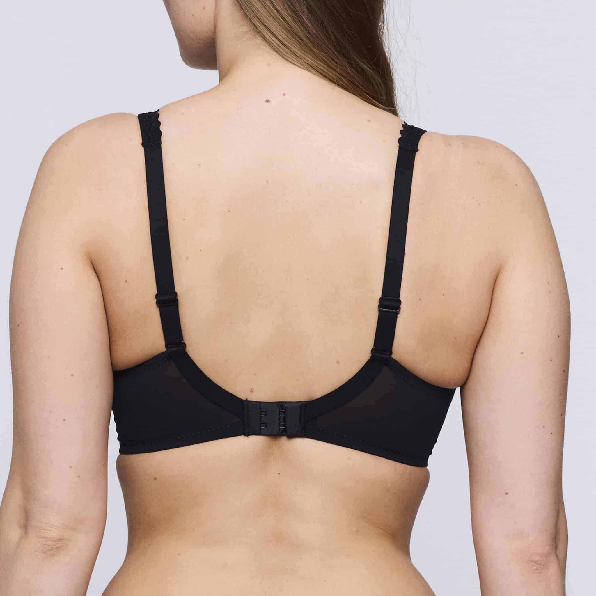 VIVGIRL zwart plunge bh halve mousse cups VIVGIRL zwart plunge bh halve mousse cups