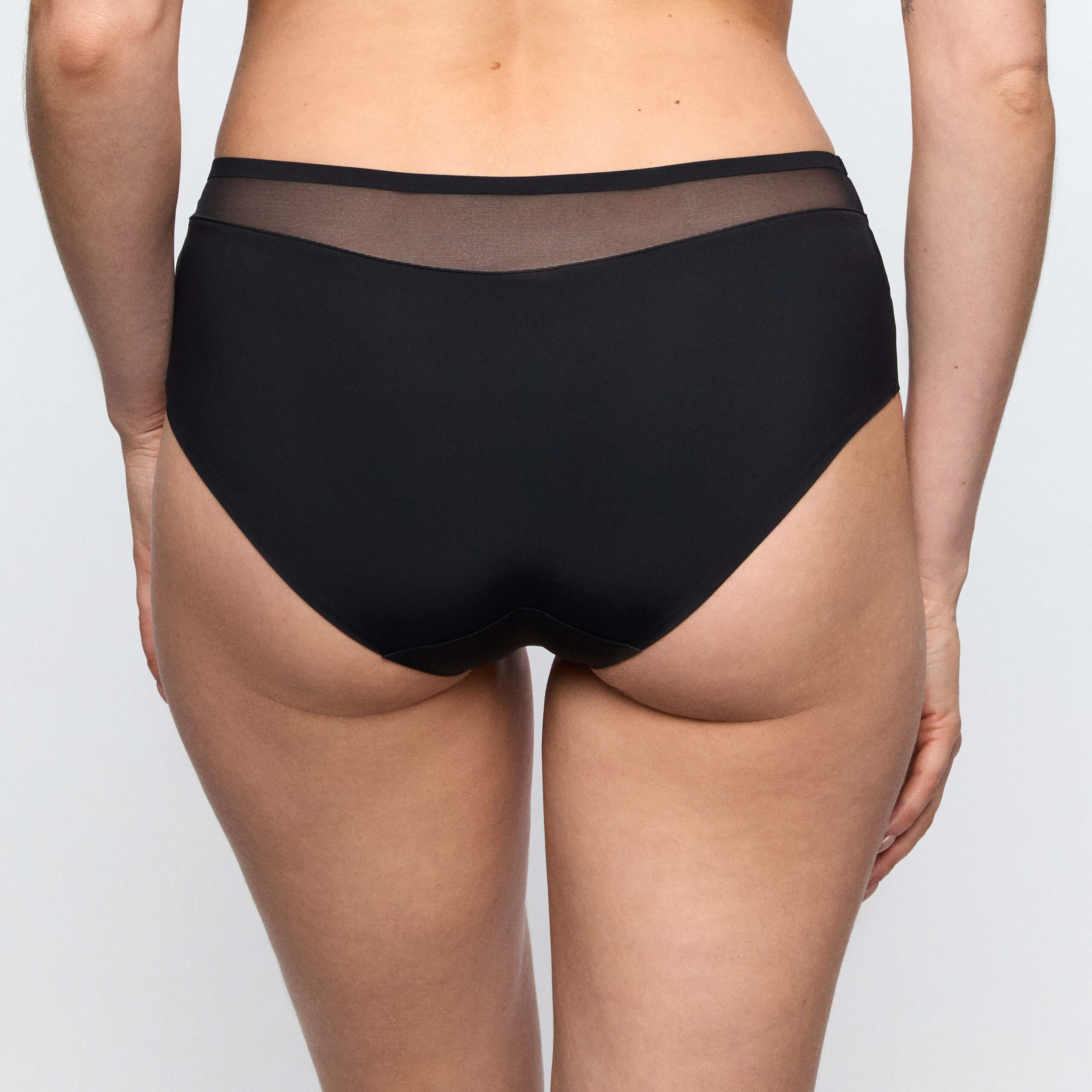 LOUIE zwart short