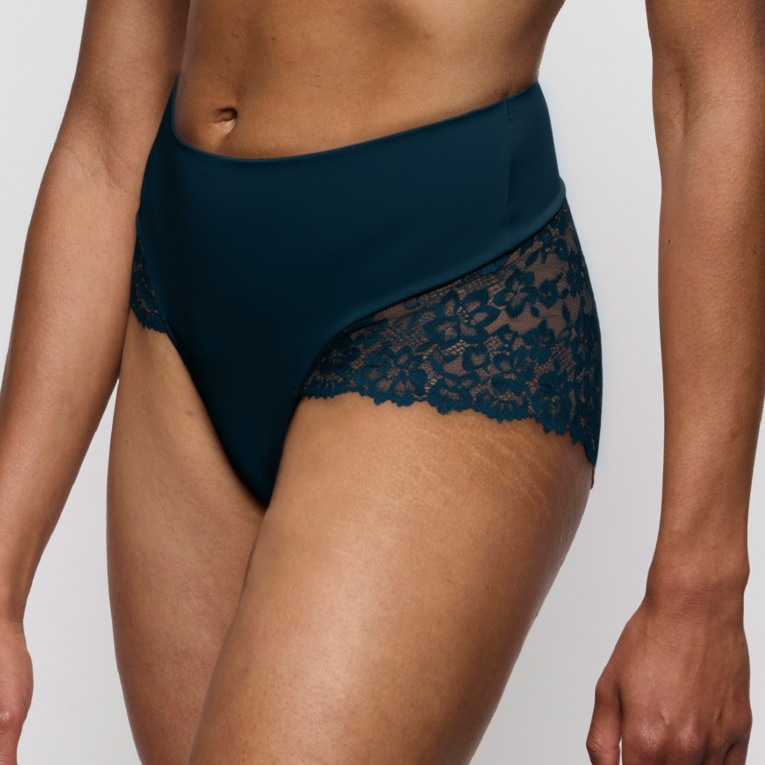 SOFT STUDIO velvet blue tailleslip SOFT STUDIO velvet blue tailleslip