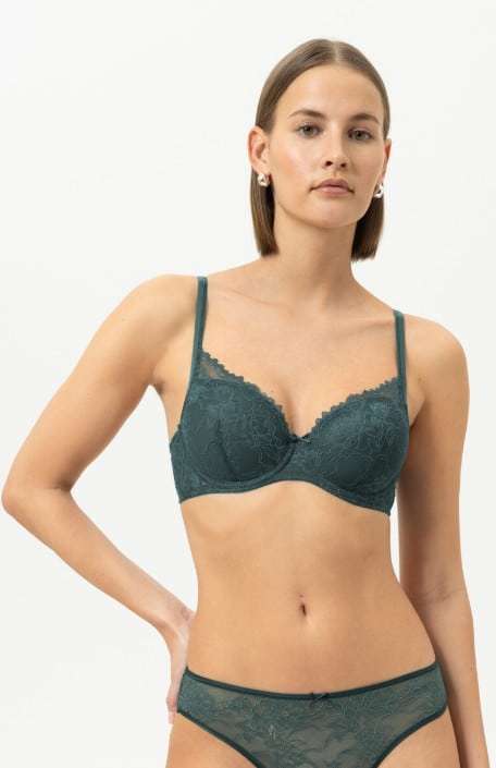Fabulous spacer bh