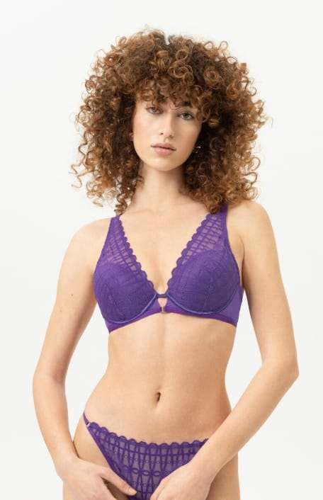 Captivating electric purple