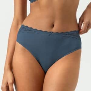 Amorous tailleslip