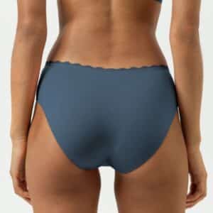 Amorous tailleslip