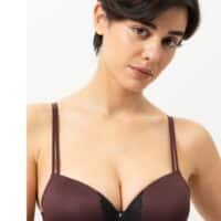 Luxurious bi stretch volle cup
